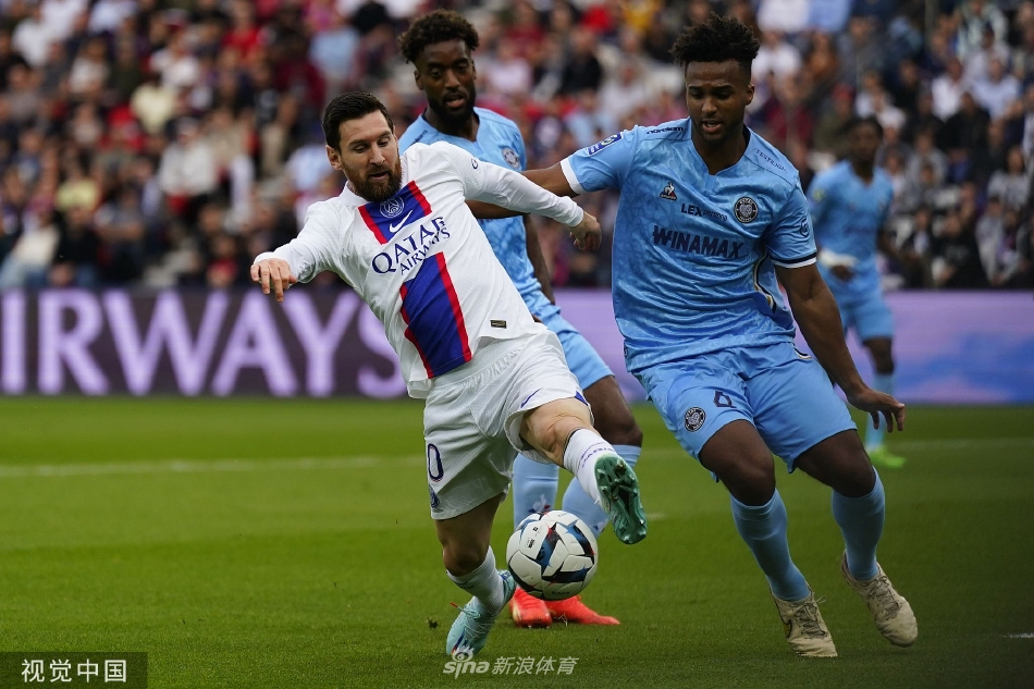 太阳城集团-葡萄牙前锋在法甲联赛中破门得分